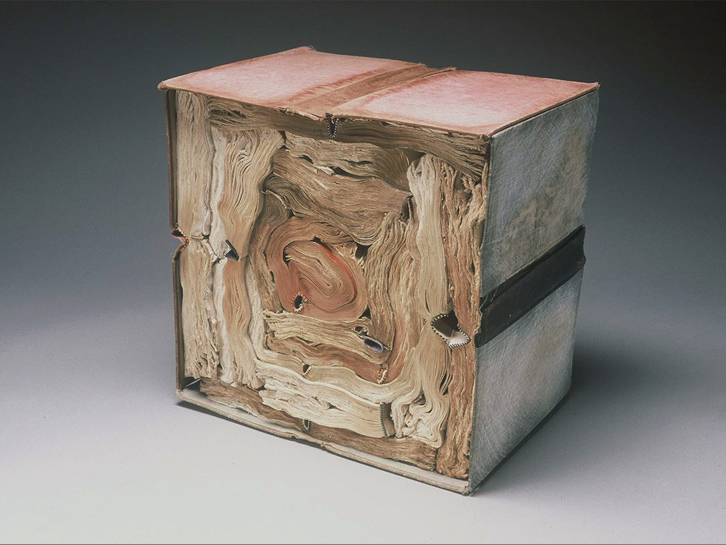 Amazing Book Sculptures by Jacqueline Rush Lee