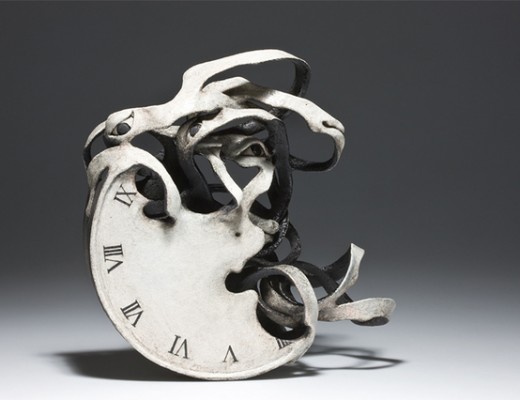 Spectacular Ceramic Sculptures Which Seem to Disintegrate