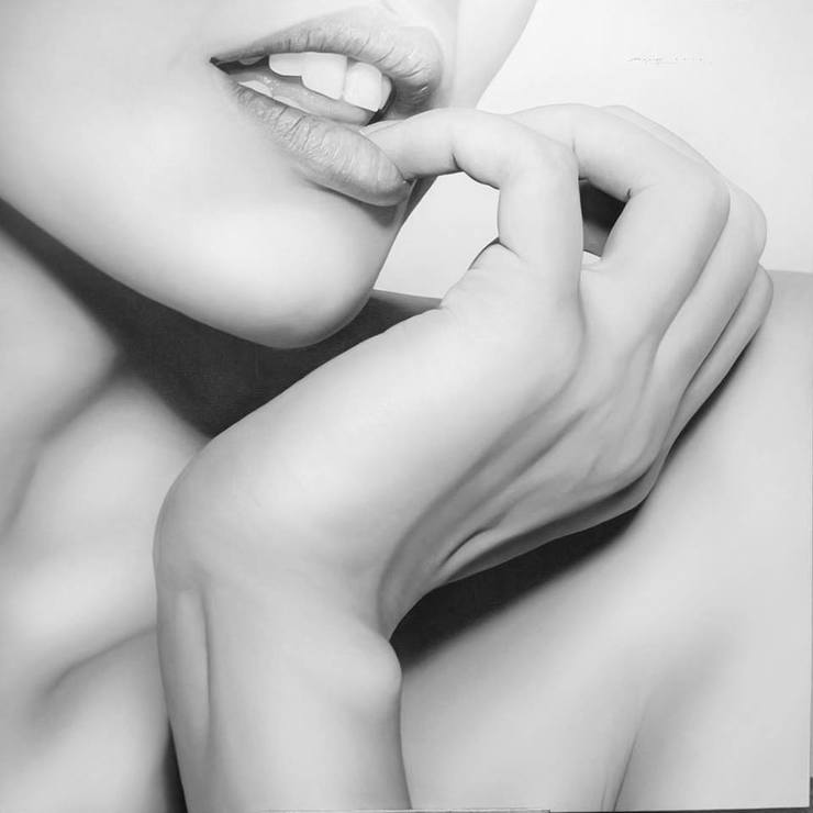 Juan Carlos Manjarrez's Hyper-Realistic Paintings Resembles High Definition Photography