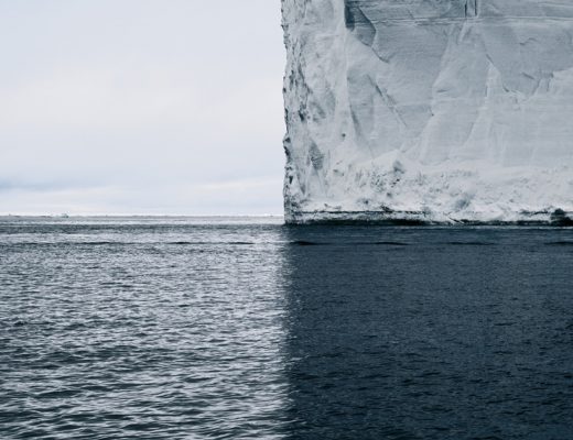 This Iceberg and its shadow divide the view into 4 symmetric quadrants