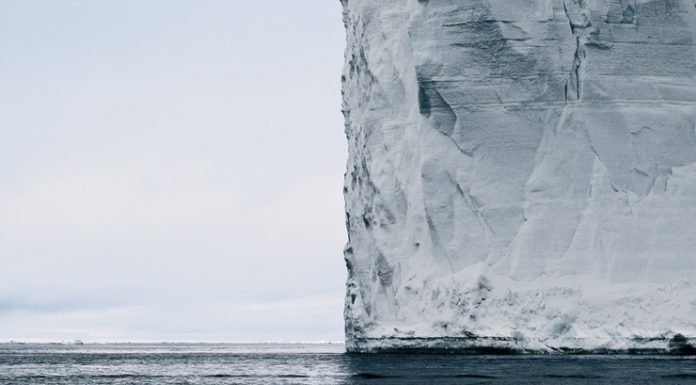 This Iceberg and its shadow divide the view into 4 symmetric quadrants